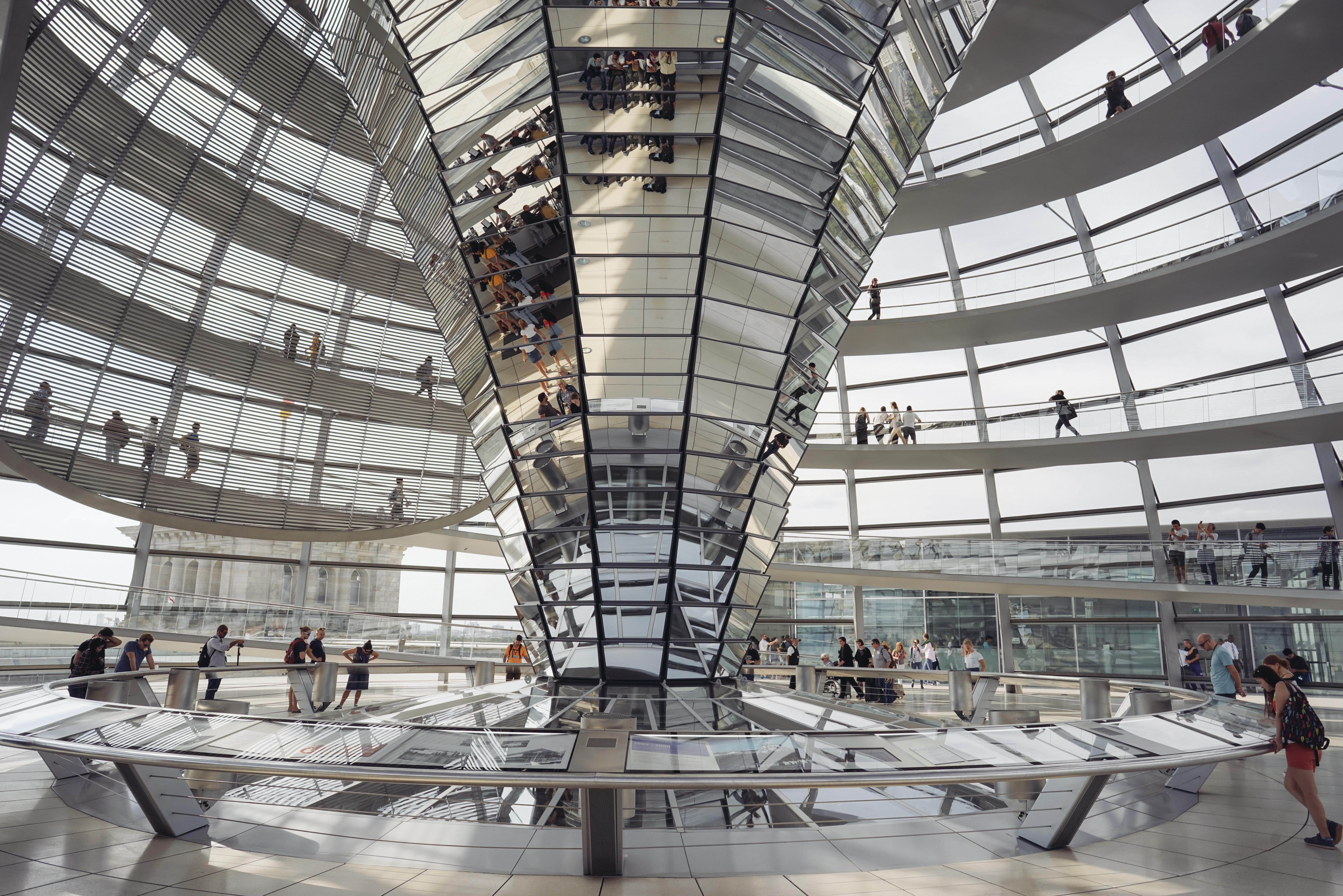 Inside Berlin's Reichstag - Norman Foster