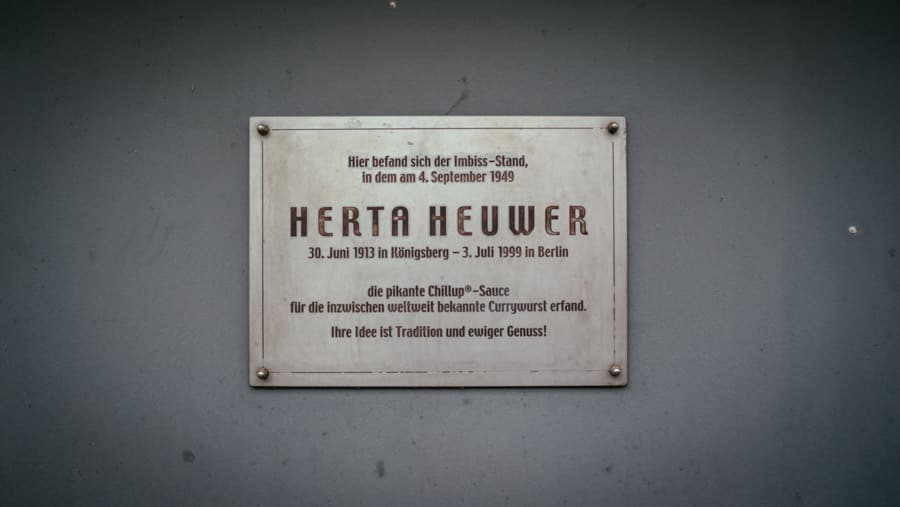Herta Heuwer Plaque - the official answer to whether Currywurst was invented in Berlin