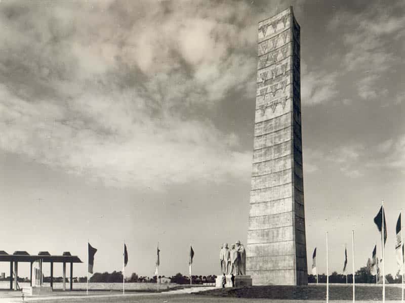 Sachsenhausen Obelisk